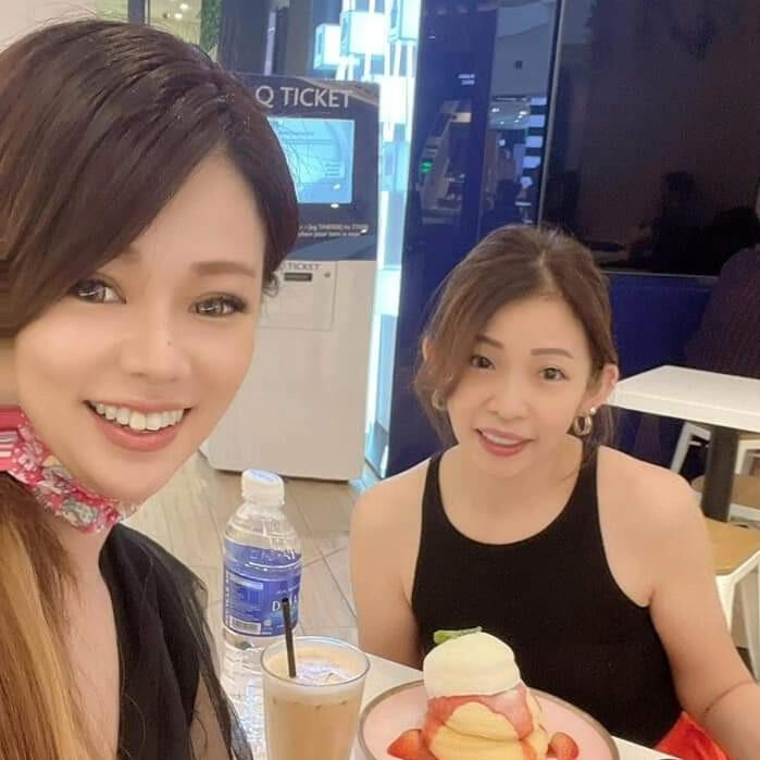 Gioana had made a tremendous difference in my life when she “rejuvenated” my old standing AIA Health policy, enhancing my health coverage and complementing it with hospitalisation benefit policy. Few years later, I was diagnosed with Cancer. It was a tor